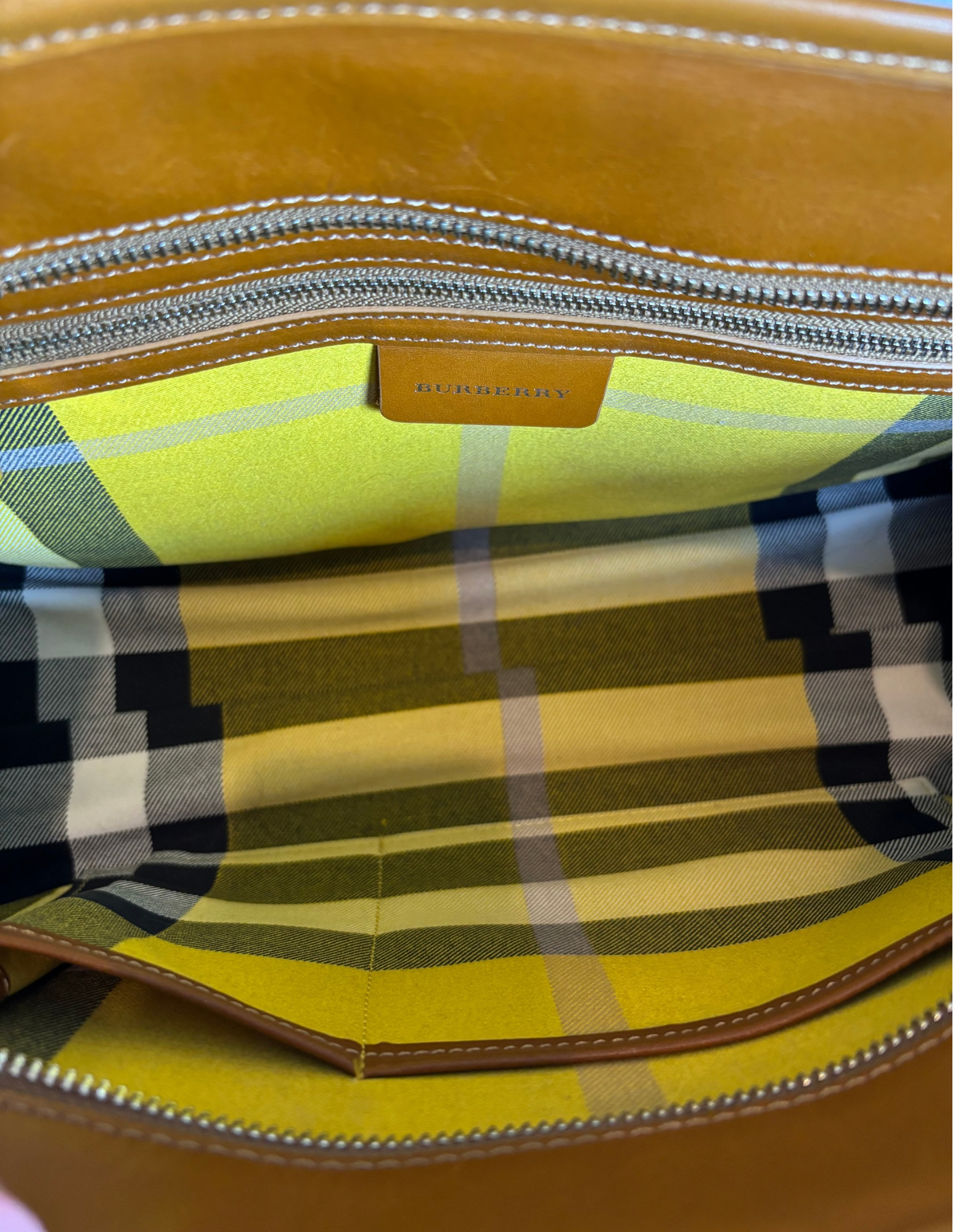 Burberry Pre-Owned Straw and Leather Tote Bag with Yellow Plaid Interior